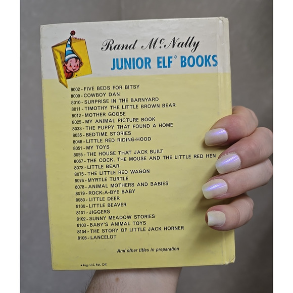 Vintage Dolls from Many Lands by Renee Bartkowski Junior Elf Hardcover Book 8187 - Picture 2 of 9